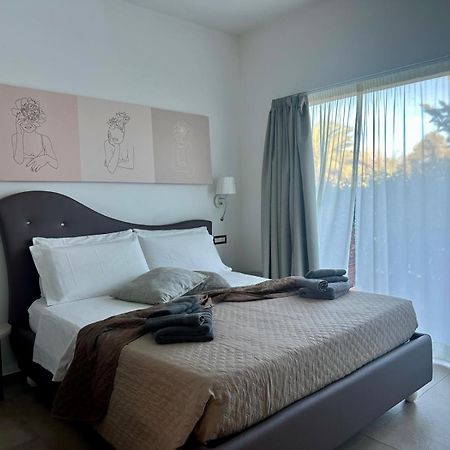 Blue Velvet Rooms 托尔托利 外观 照片