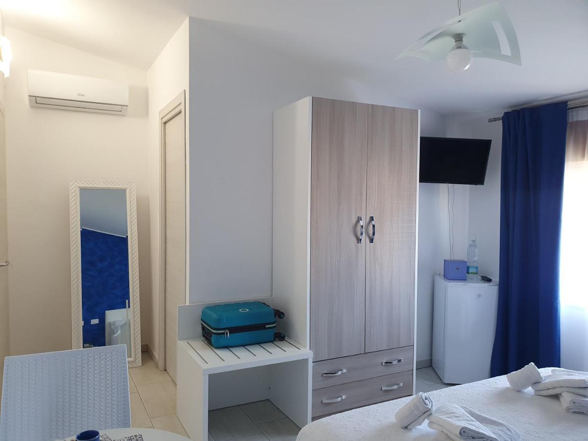 Blue Velvet Rooms 托尔托利 外观 照片